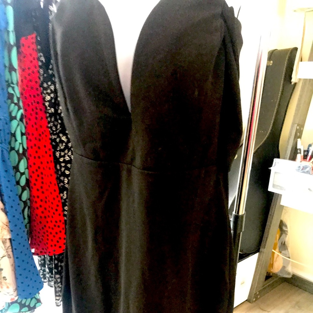 XL black romper